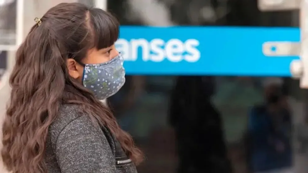 Refuerzo de ANSES: consultá si cobrás $20.000 con un extra esta semana