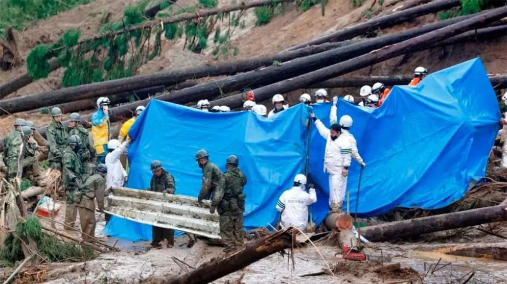 Impresionante tifón en Japón dejó al menos cuatro muertos y cientos de heridos
