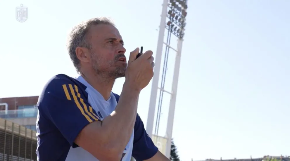 Polémica en las redes: la sorpresiva tecnología de Luis Enrique en la selección de España