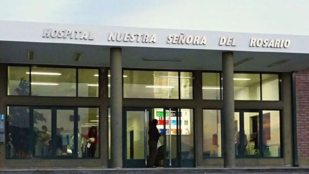 Horror: una joven metió el cuerpo de su bebé en una caja y lo dejó en un hospital 