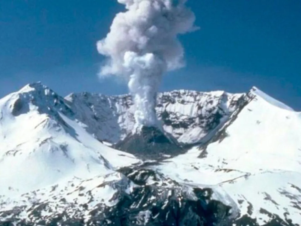 Un volcán de Chile está en alerta amarilla: podría afectar a la Patagonia Argentina