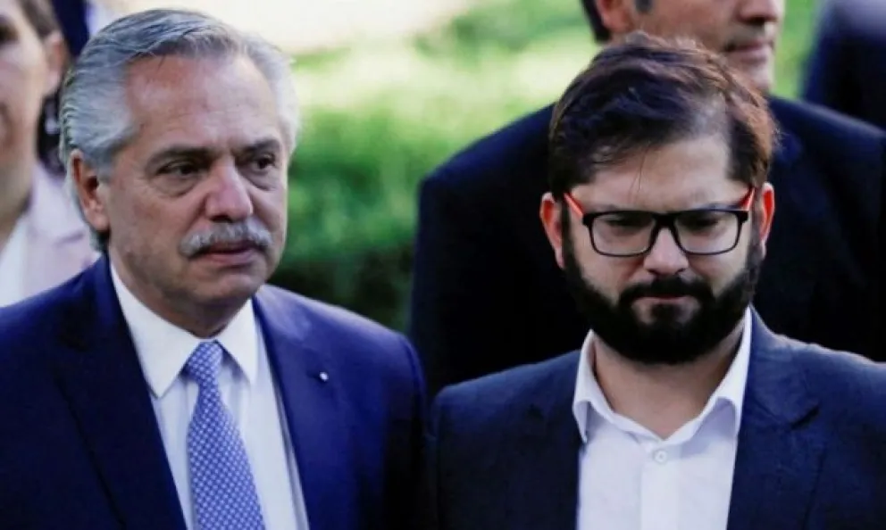 Escándalo en Chile: filtraron un documento con duras críticas de Boric a Alberto Fernández