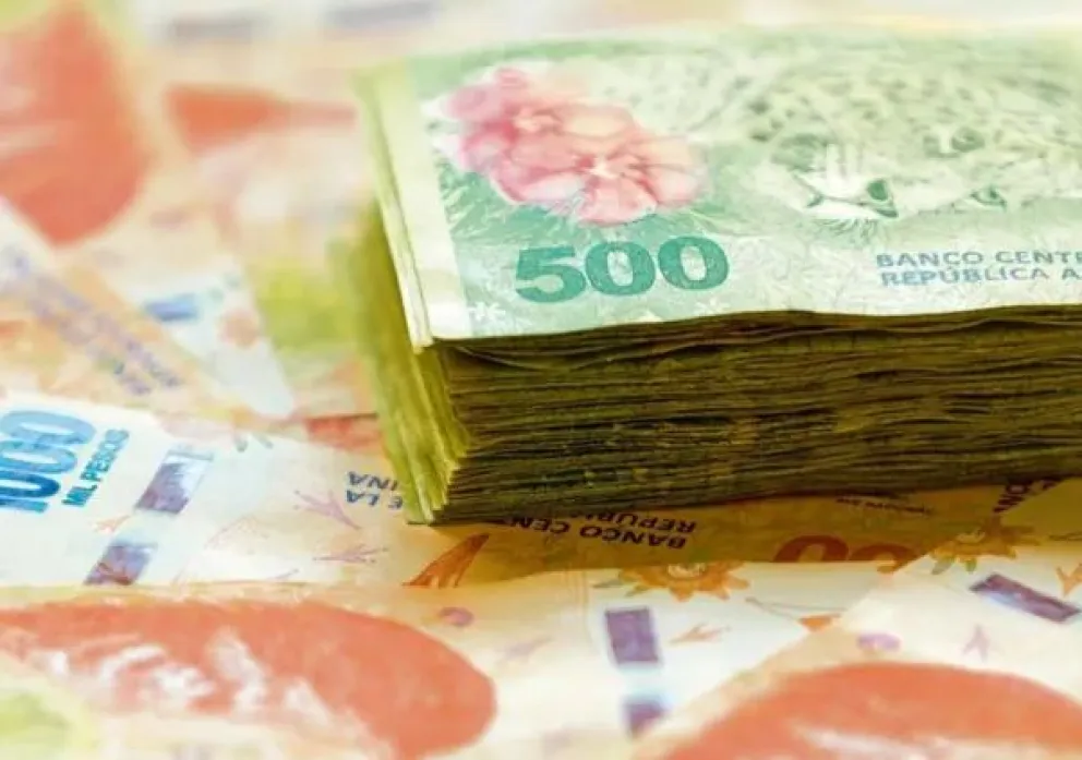 Un gremio cerró paritarias de 110% y acordó un salario mínimo de $200.000