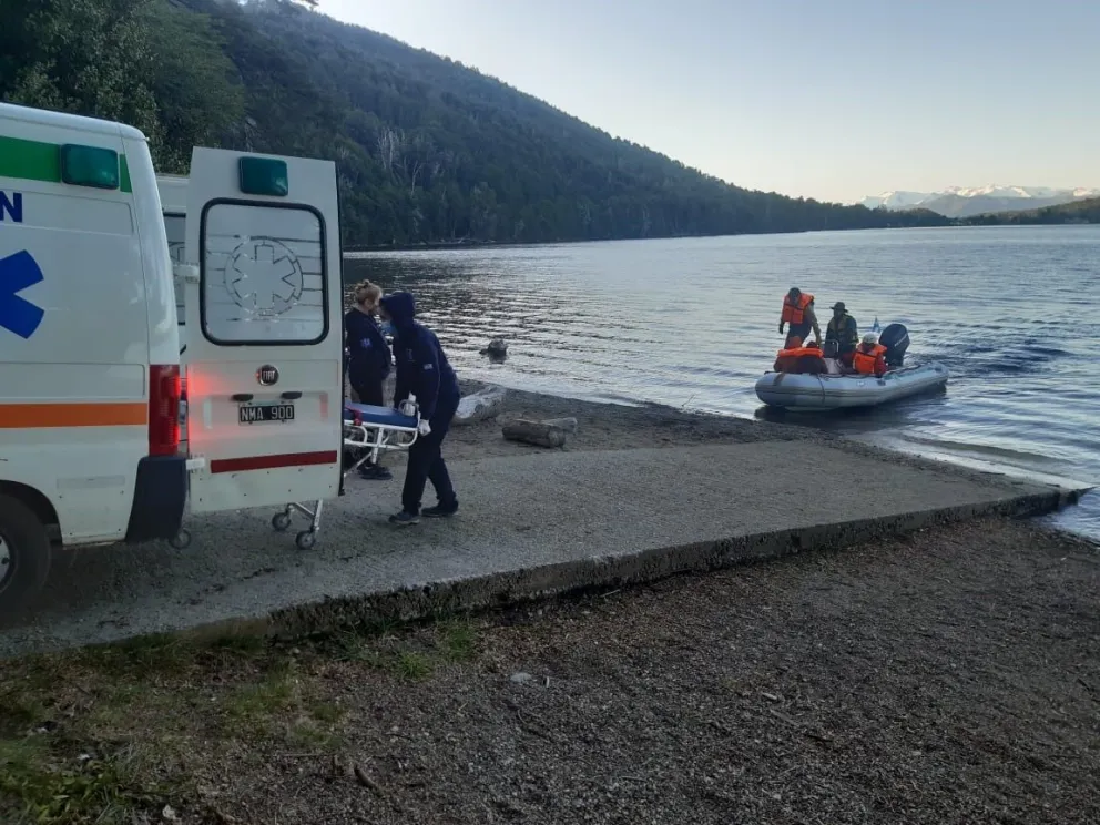 Una barilochense hacía esquí de travesía, se accidentó cerca del refugio Frey y debieron rescatarla