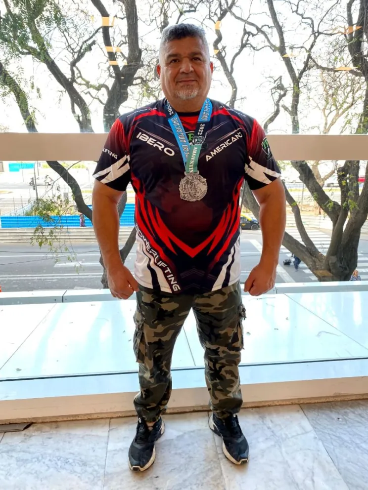 Sergio Morales clasificó a Alemania