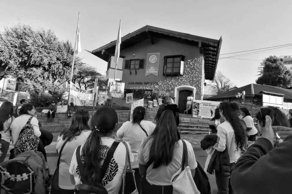 Familiares y amigos de Manuel Benítez marcharon para exigir justicia