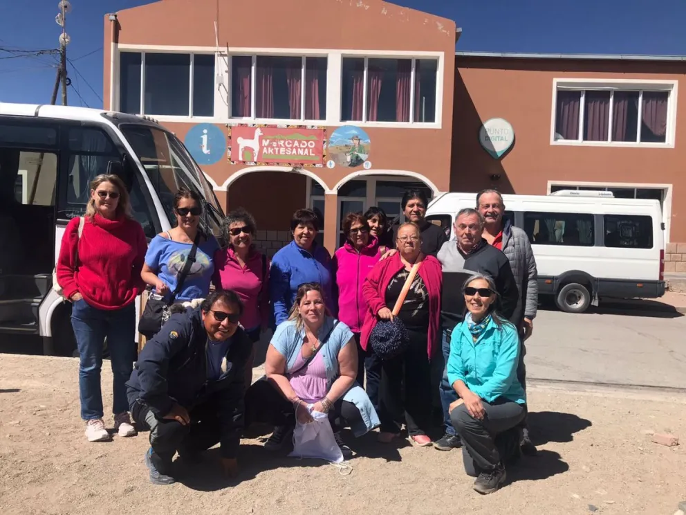 ¿Qué opinan los barilochenses que vuelan directo a Salta?