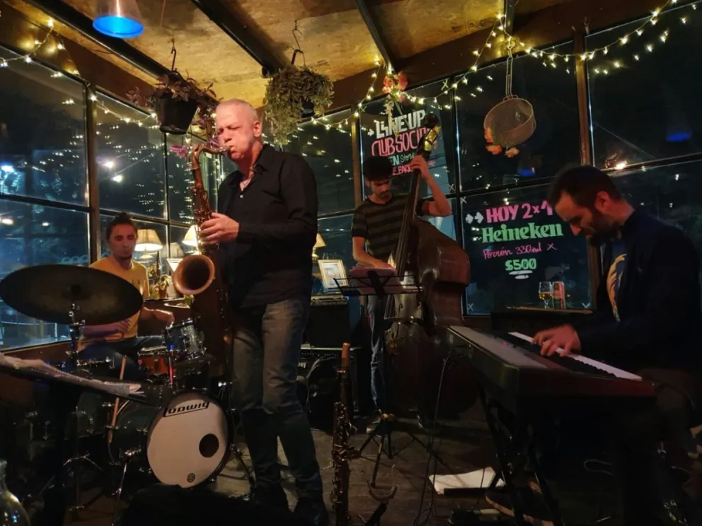 La Escuela de Artes Musicales festeja su primer año a todo jazz