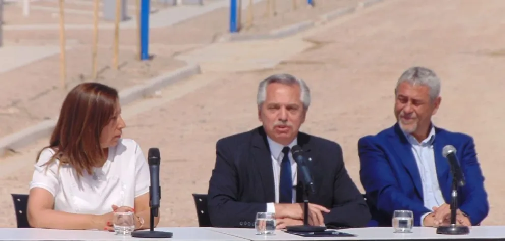 Alberto defendió a Arabela por abucheos: "La Argentina necesita que nos escuchemos"