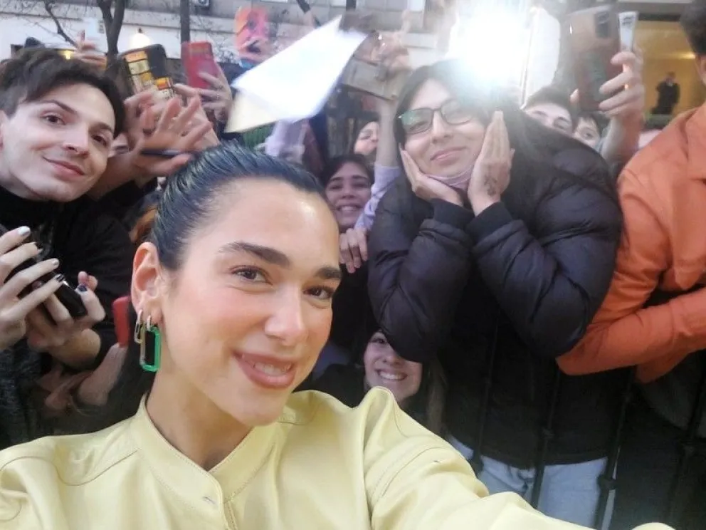 Furor por Dua Lipa: el testimonio de una fan de Río Negro que viajó para verla