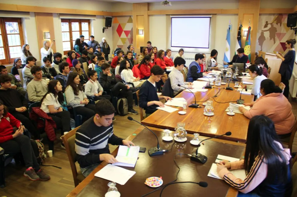 Nueva comisión de “Concejales por un día” debatieron sus proyectos  