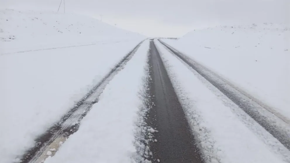 Ruta Nacional 23: piden circular con precaución por acumulación de nieve