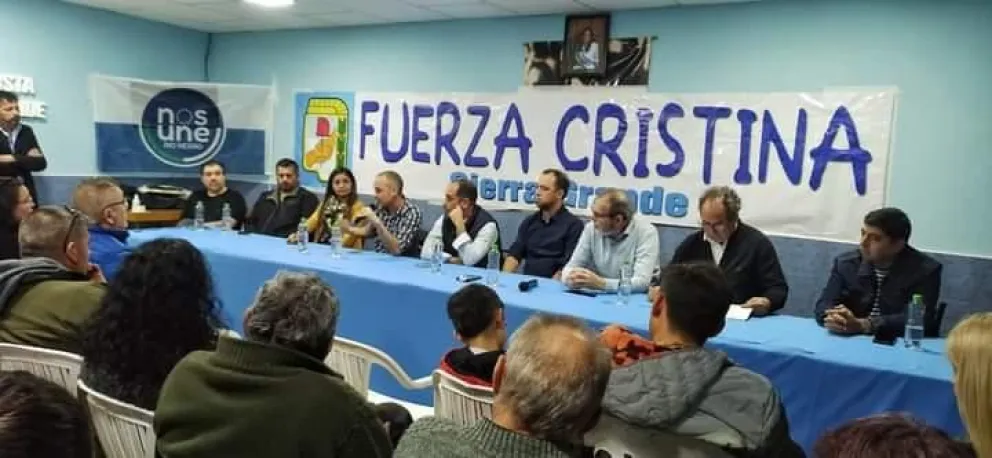 En un encuentro en Sierra Grande, el PJ apoyó la obra del oleoducto