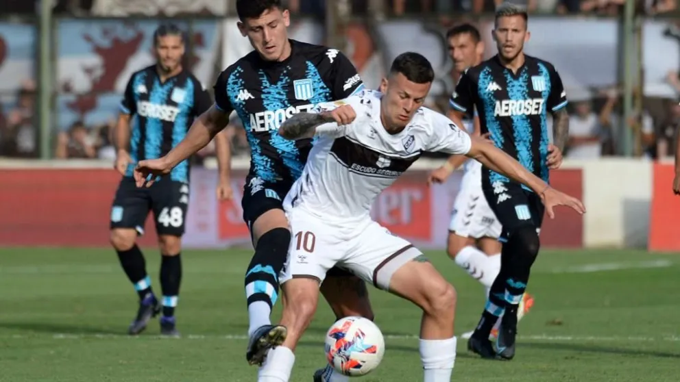 Racing se enfrenta a Platense: toda la información
