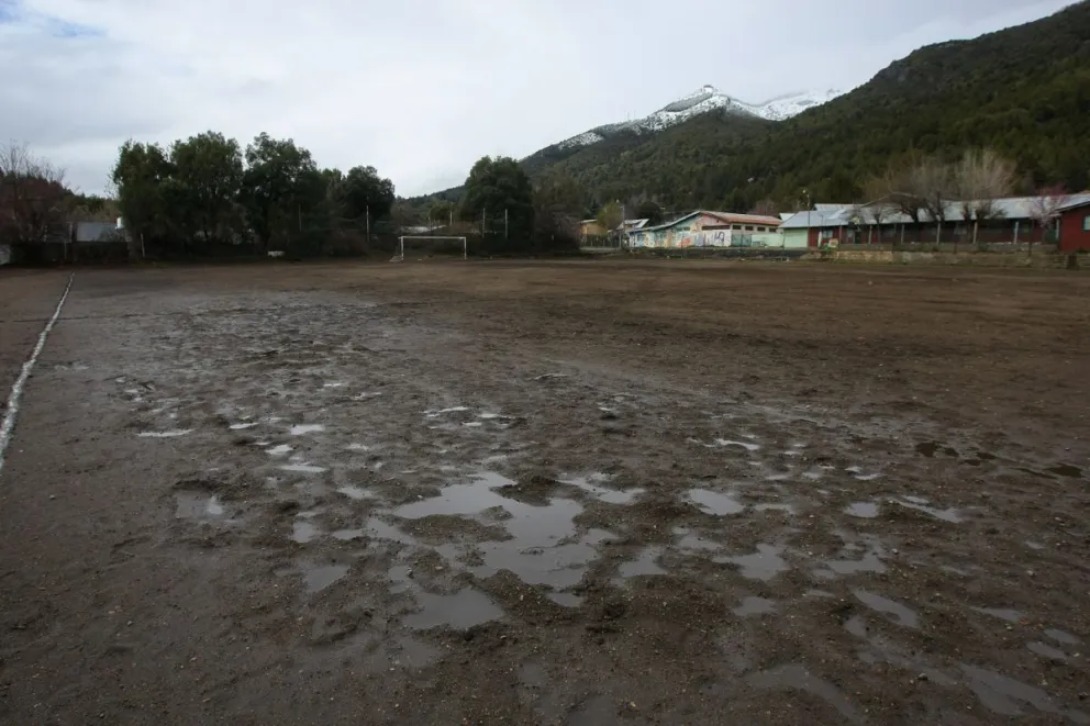Hoy se juegan los postergados por el clima