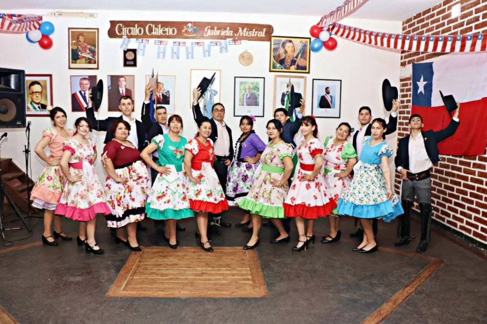 Vecinos tuvieron su "Dieciocho" y festejaron las Fiestas Patrias de Chile