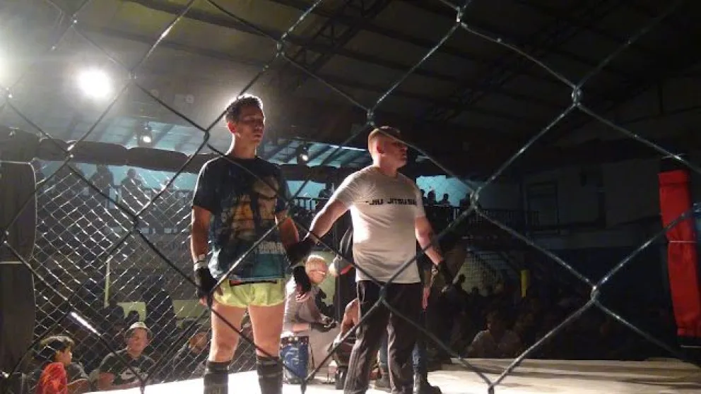 Fin de semana a puro combate de MMA en El Bolsón