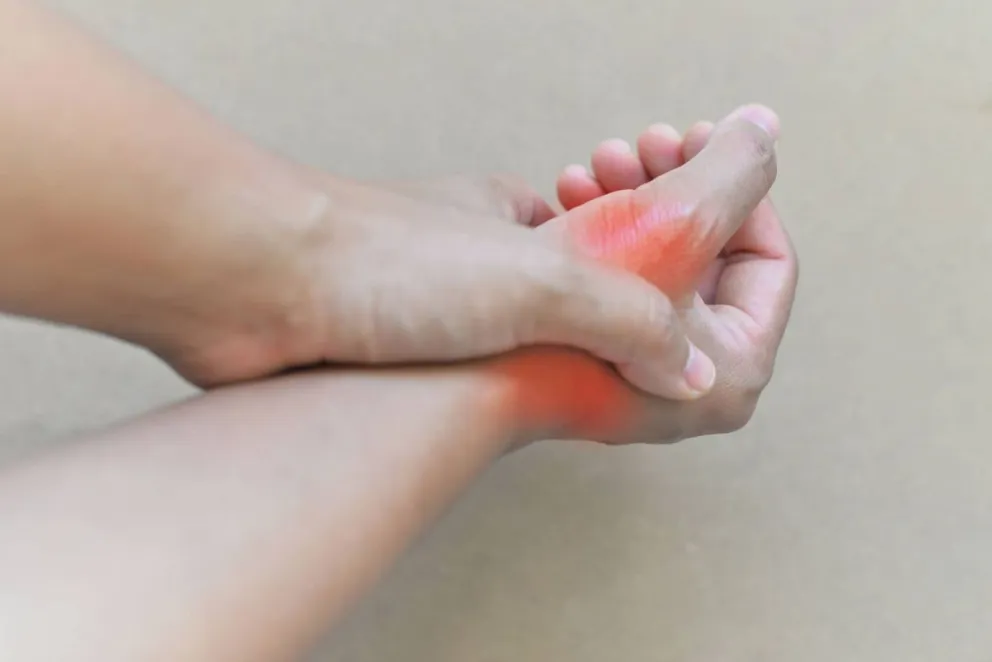 Indemnizan con más de un millón de pesos a trabajadora que padeció tendinitis