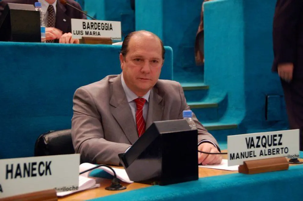 Pesar por el fallecimiento del ex legislador y concejal Manuel Vázquez