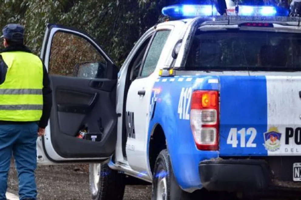 Intentó apuñalar a su pareja y luego se fue a dormir