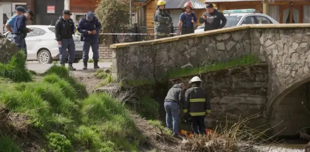 Encontraron bajo un puente el cuerpo de un hombre 