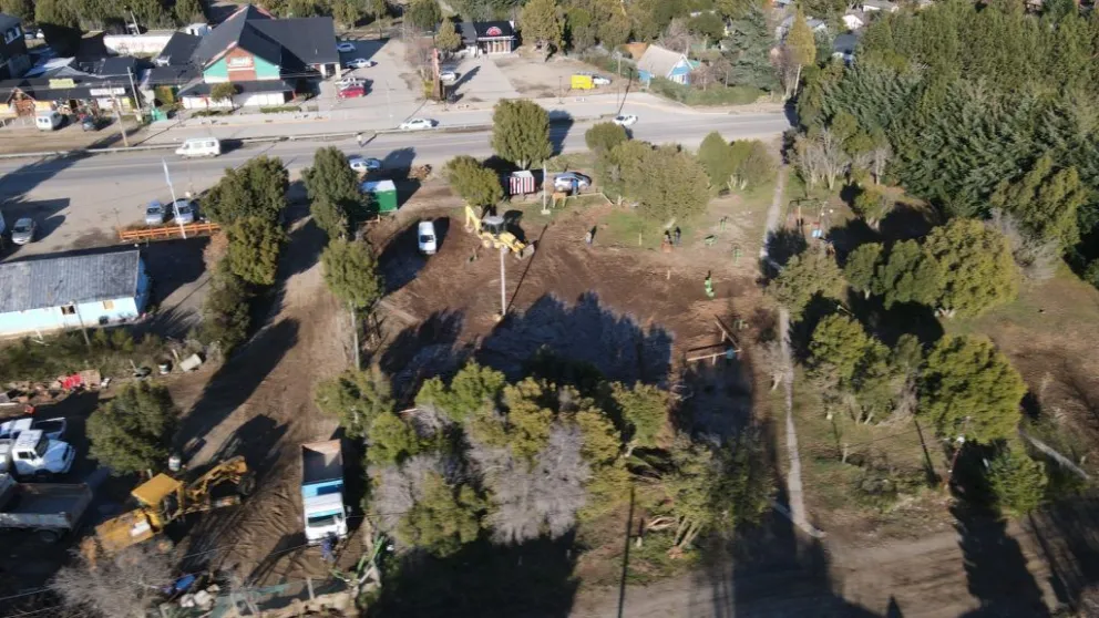 Dieron inicio a los trabajos en el terreno donde se levantará el Gimnasio N° 5
