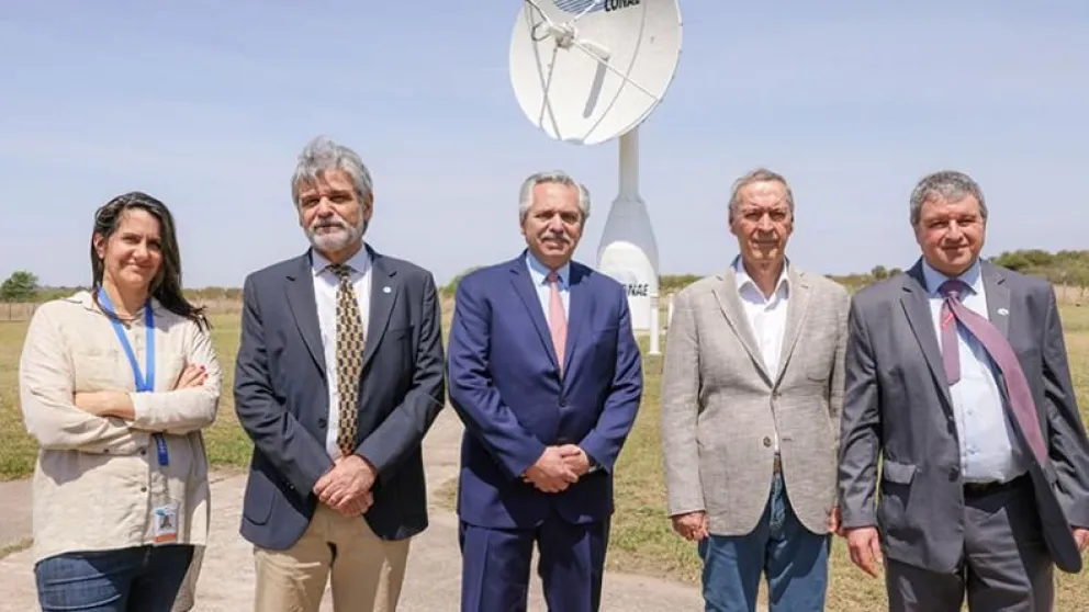 Para Alberto Fernández hay que estar "orgullosos" del desarrollo científico y tecnológico argentino