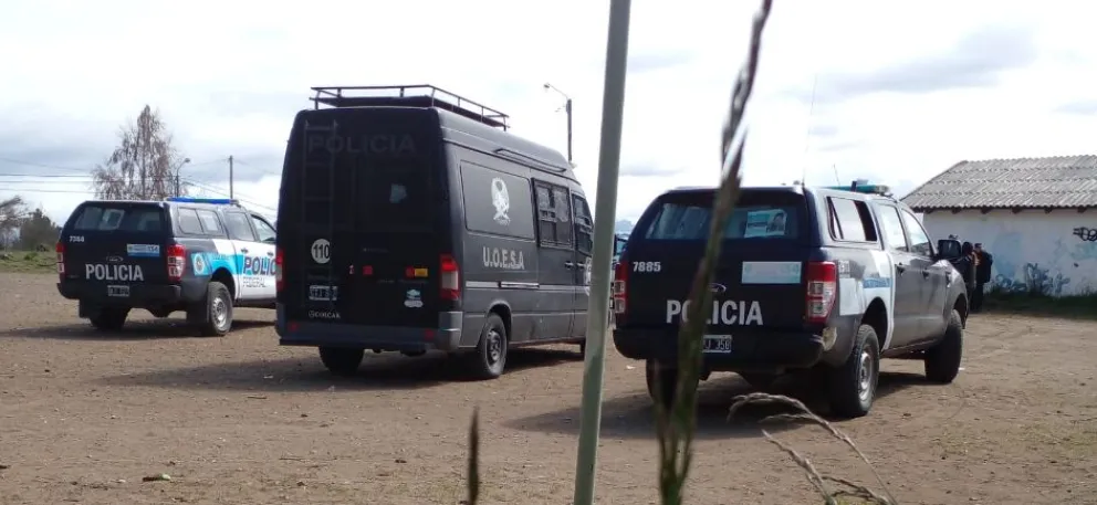 Ingresarían 12 menores a la SENAF por el operativo que se lleva a cabo en Mascardi 