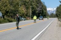 El tránsito está liberado en la Ruta 40 aunque Gendarmería mantiene puestos entre Bariloche y Tronador
