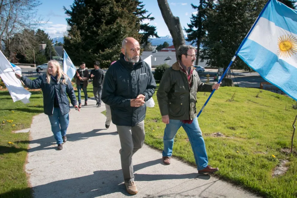 Gómez Centurión habló de terroristas que quieren instalar “un conflicto étnico que no existe”