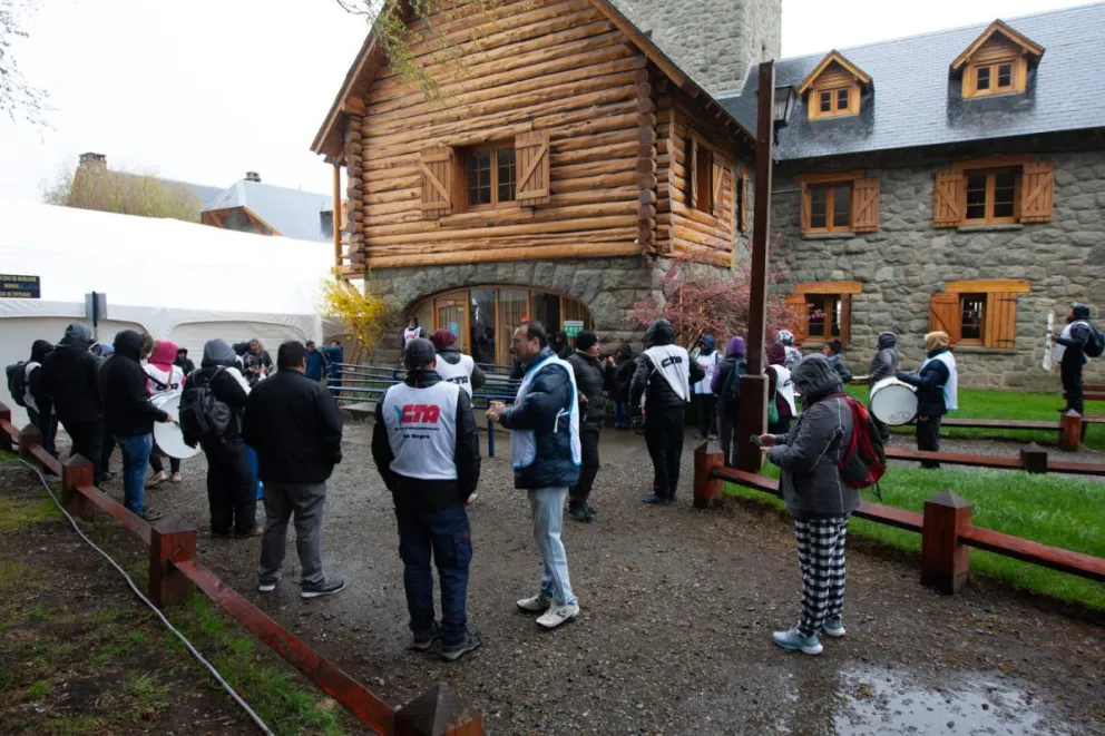 SOYEM llevó el conflicto en Tránsito y Transporte hasta las puertas del BALC