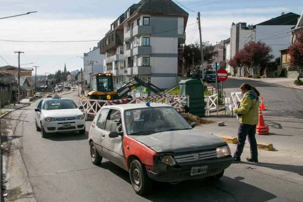 Rondines, preventores y señalizaciones para la prueba piloto de la mano única de Bustillo 
