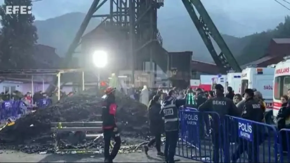 Turquía: la explosión en una mina dejó decenas de obreros atrapados y unos 40 muertos