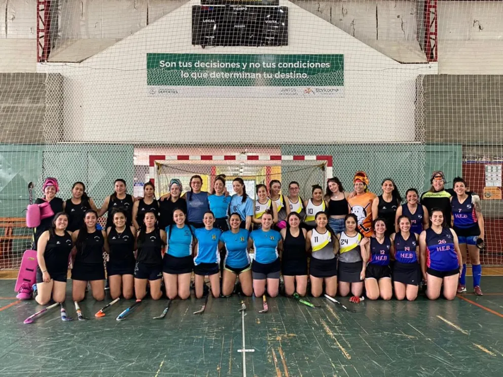 Escuelas municipales de hockey de la región tuvieron su encuentro en el Municipal 3