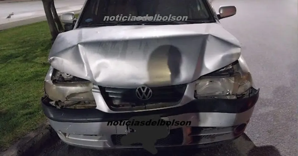 Insólito: manejaba ebrio y chocó contra el auto de los inspectores de Tránsito  