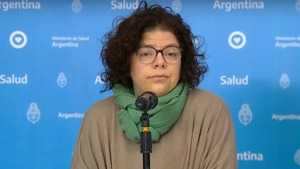 Denunciaron penalmente a Carla Vizzotti por una polémica campaña de “esterilización” desde los 16 años