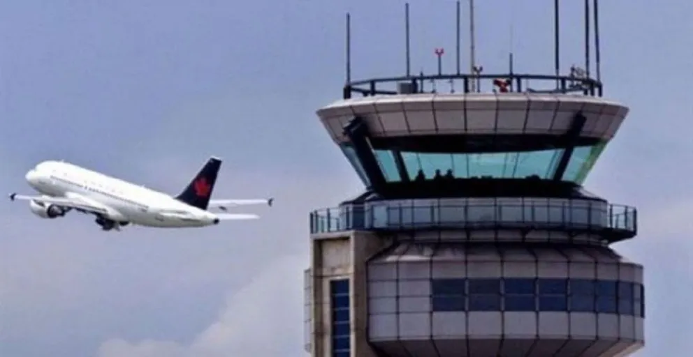 Acalorada discusión entre un piloto y un controlador aéreo durante un vuelo: “Te cago a trompadas”