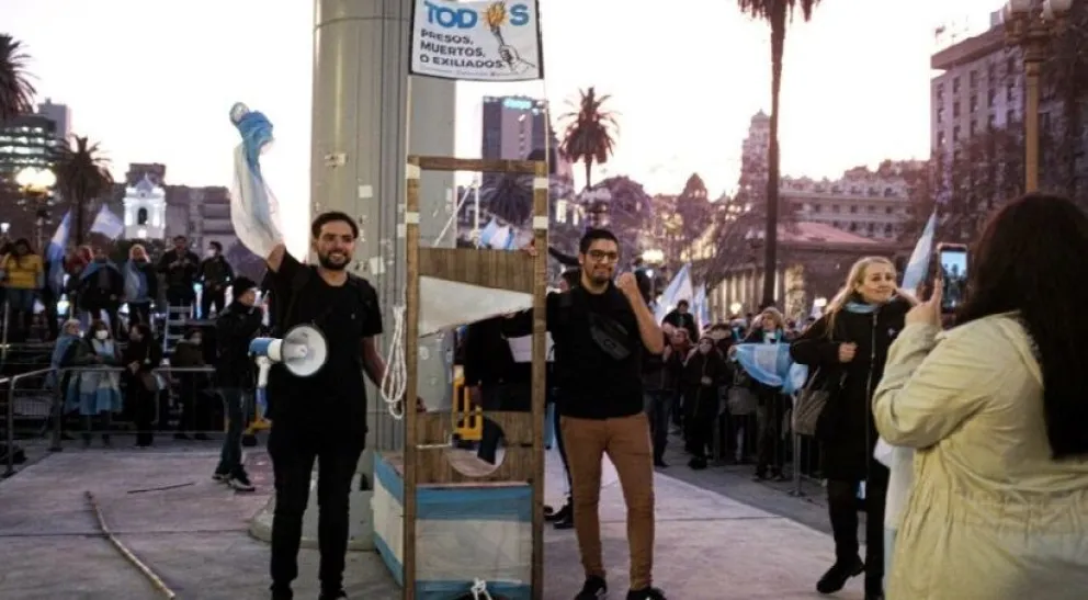 La Justicia ordenó liberar a 4 integrantes de Revolución Federal que estaban presos por el atentado a CFK