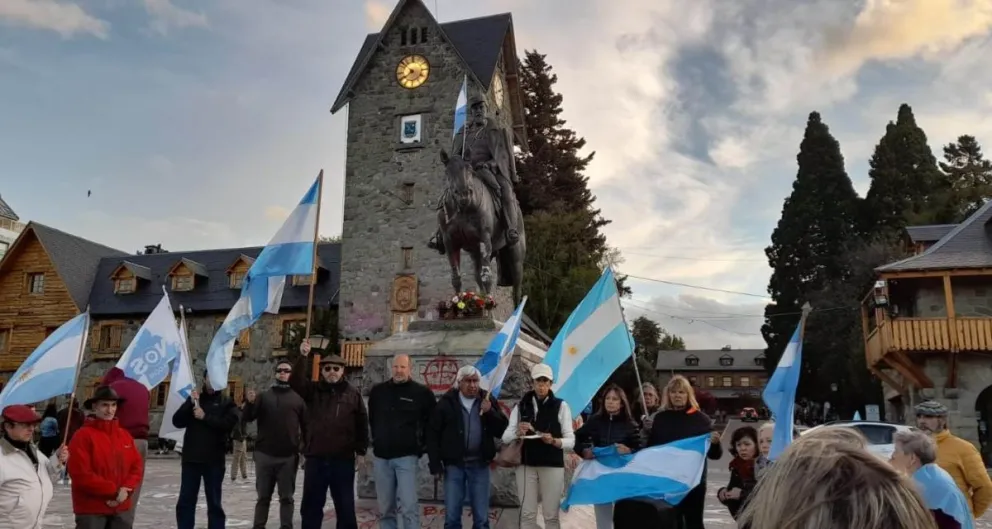 “Los únicos que tienen presente a Roca en Bariloche son los mapuches, que todo el tiempo lo vandalizan”
