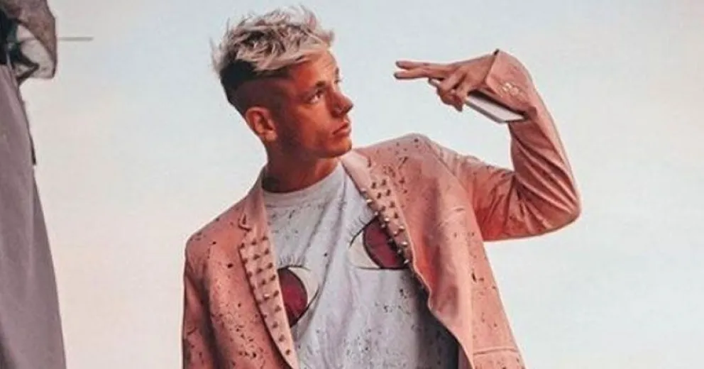 El álbum de fotos de Oky, el streamer que se puso de novio con Jujuy Jiménez