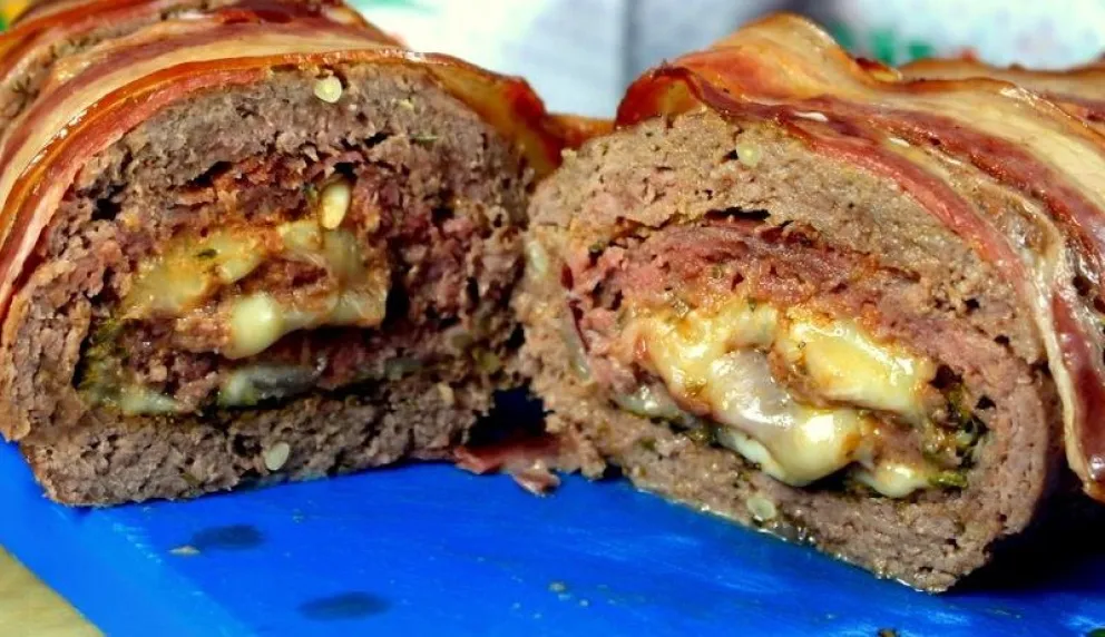 Ideal para quienes no tienen tiempo en la cocina: pan de carne relleno