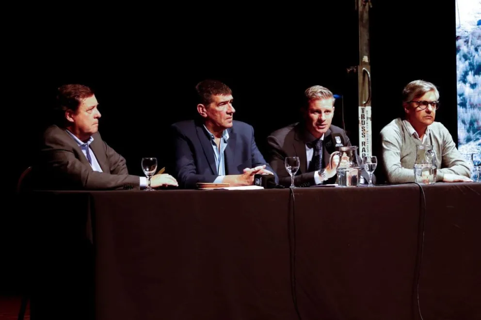 Weretilneck: “Tenemos que pensar las ciudades para que la población acceda a la tierra”
