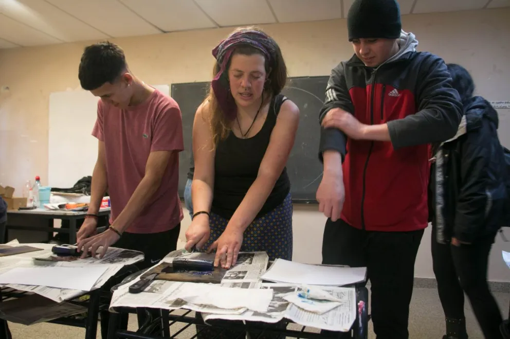 Los talleres propuestos por estudiantes de la ESRN 36 tienen mucho de música, deporte y creatividad