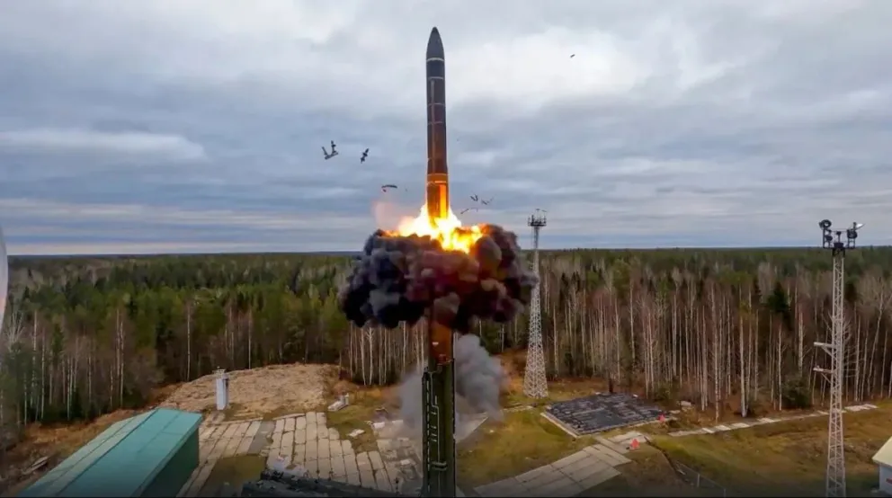 Vladimir Putin supervisó ejercicios militares que simulaban un “ataque nuclear masivo”