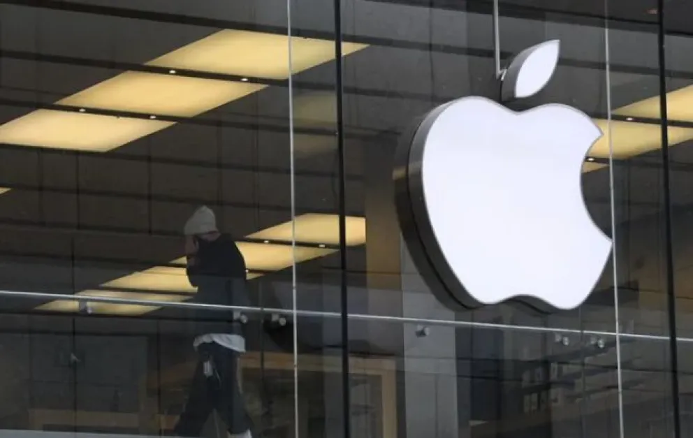 El brote de Covid-19 en China frenó a la fábrica de iPhone más grande del mundo 