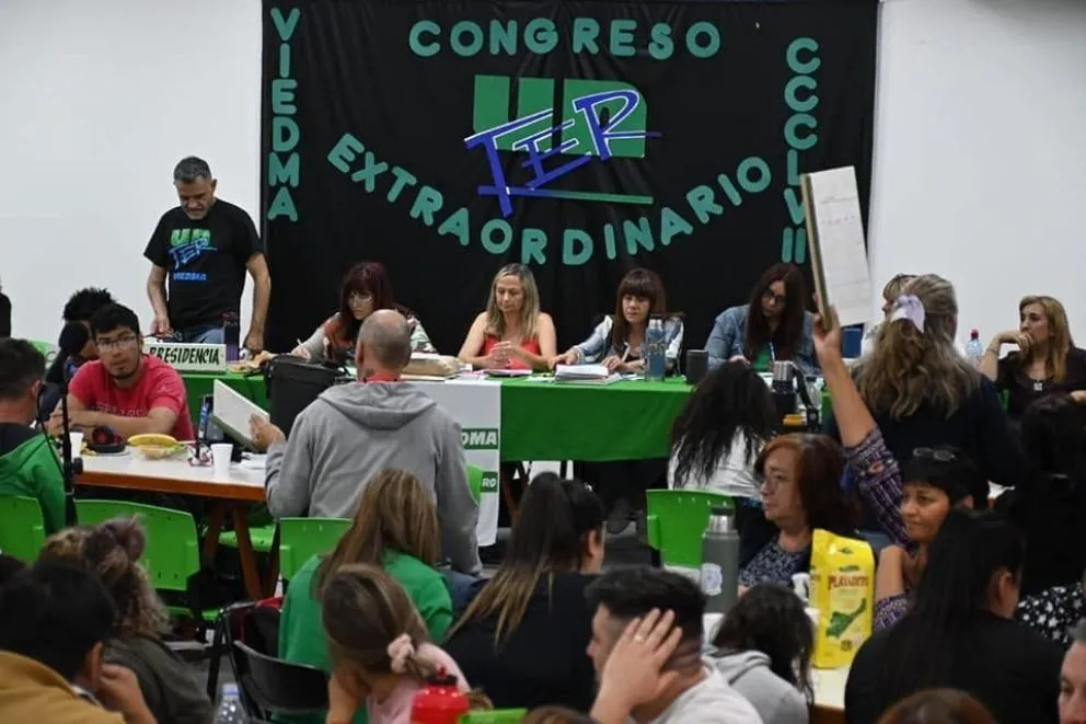 UnTER declaró insuficiente la oferta del Gobierno y quiere que acorten los plazos para otorgar los aumentos