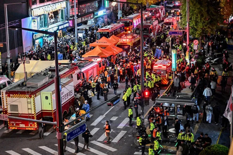 Trágica celebración de Halloween en Corea del Sur: al menos 146 muertos por una estampida 