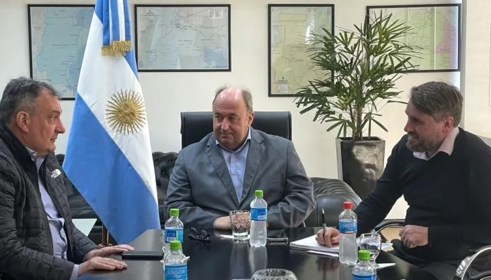 ENARGAS acuerda con Bariloche nuevas redes de gas natural 