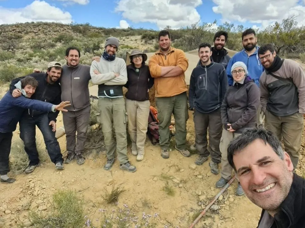 Encuentran restos de dinosaurios desconocidos en el área de Roca