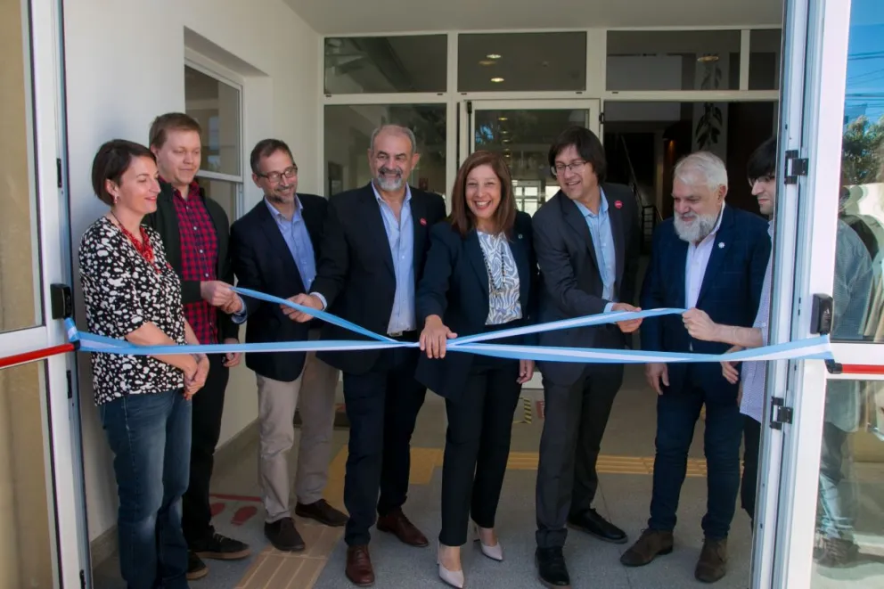 Inauguraron el edificio áulico y laboratorios de la Universidad Nacional de Río Negro 